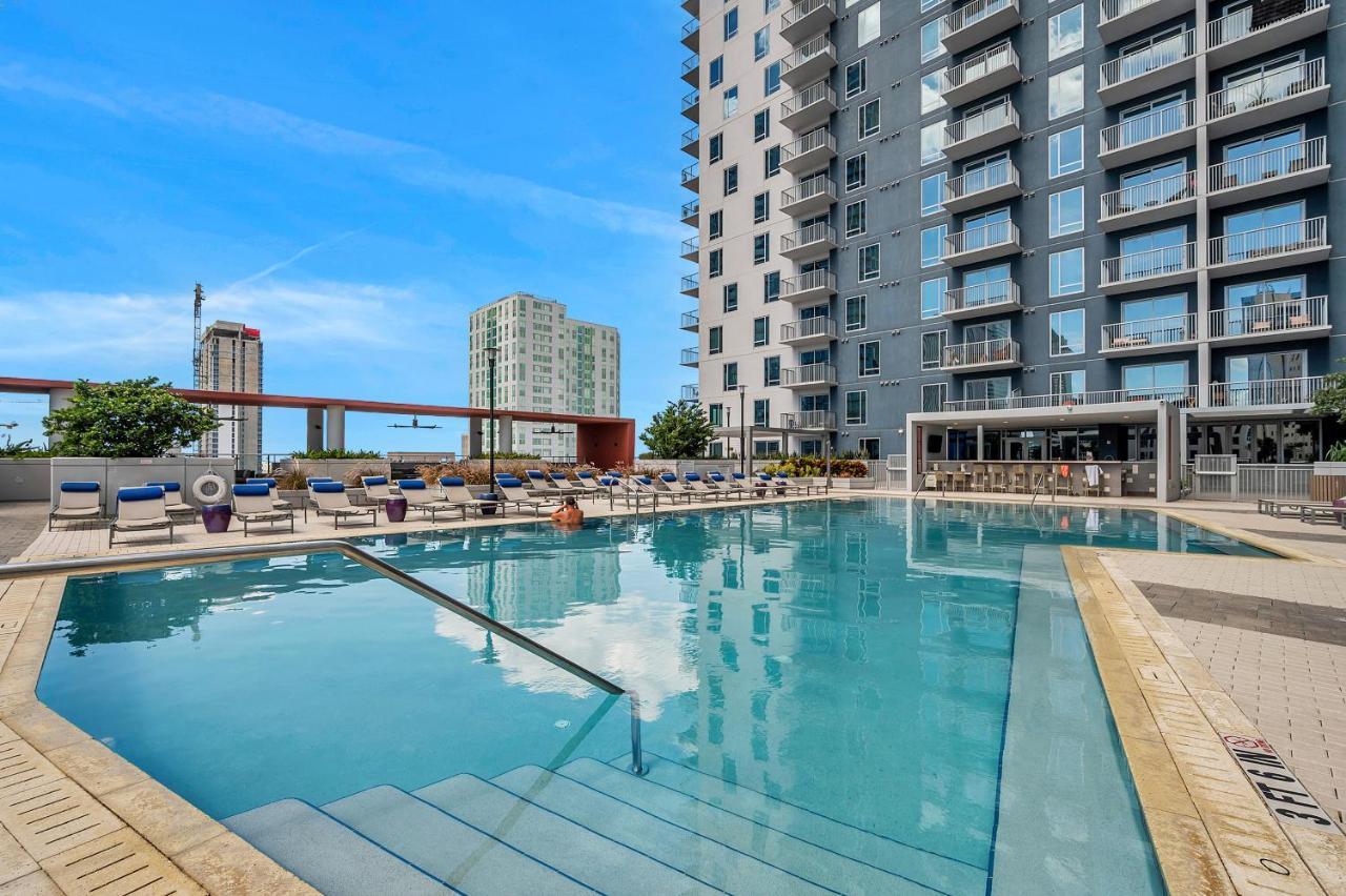 Luxury 1 Bedroom With Den Downtown Tampa Apt - City Views, Rooftop Pool, Workspace Екстер'єр фото