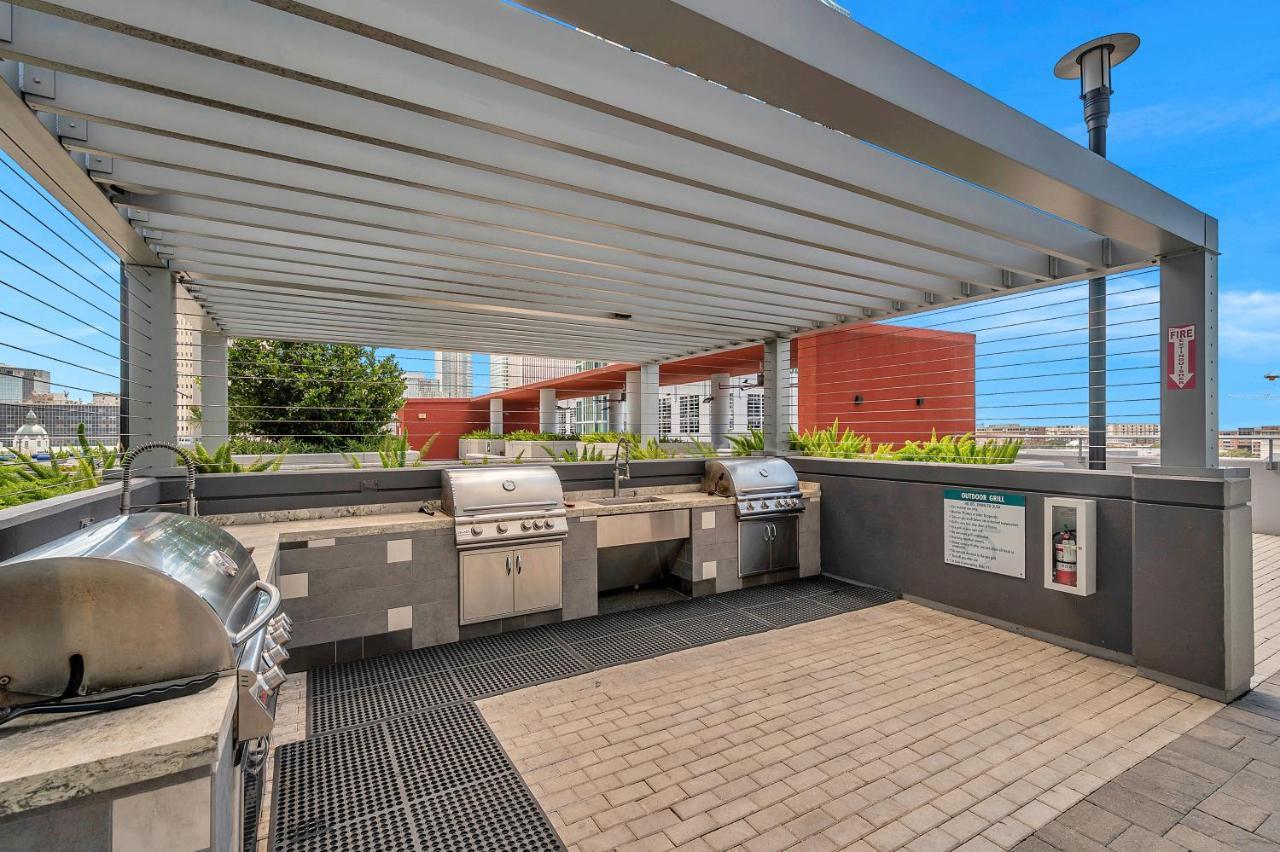 Luxury 1 Bedroom With Den Downtown Tampa Apt - City Views, Rooftop Pool, Workspace Екстер'єр фото