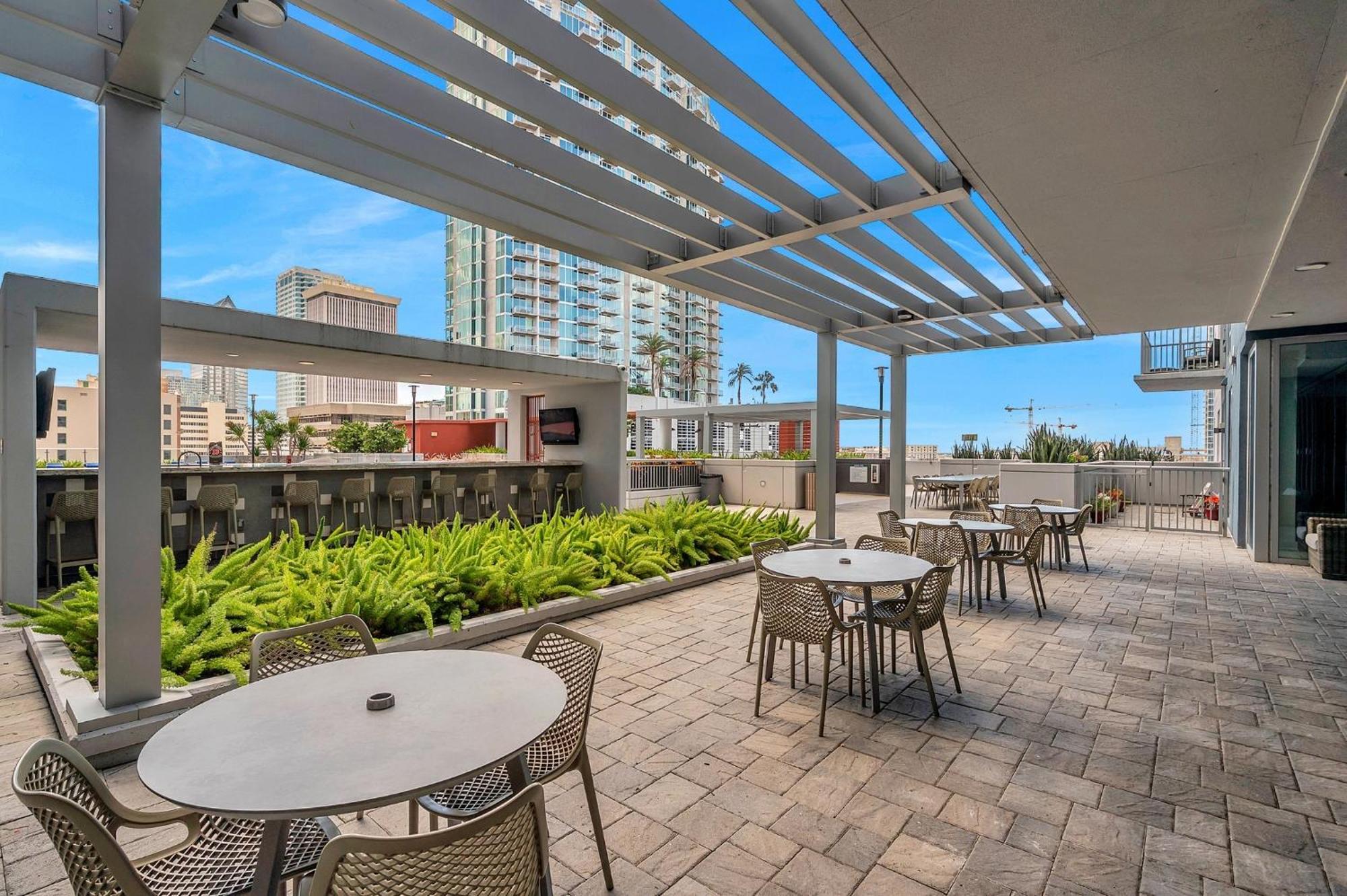 Luxury 1 Bedroom With Den Downtown Tampa Apt - City Views, Rooftop Pool, Workspace Екстер'єр фото